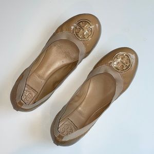 Tory Burch Patent Leather Neutral Flat, size 11